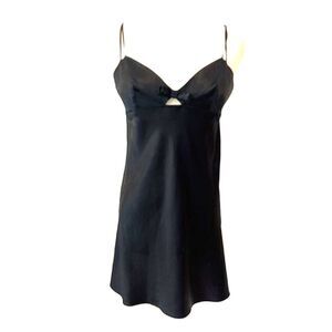 Victoria's Secret Short Black Nightgown Negligee Small Bow Front Classic
